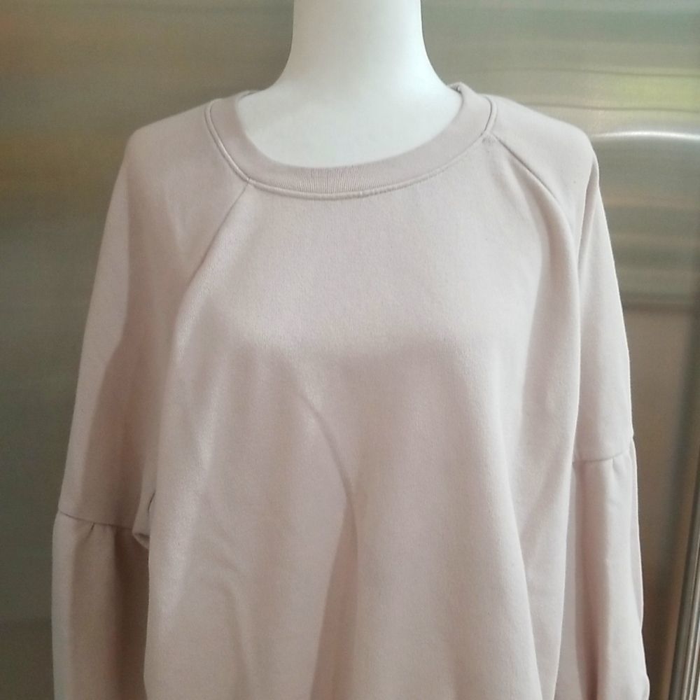 - Women's Aerie XXL, dusty rose lounge Shirt.  American Eagle